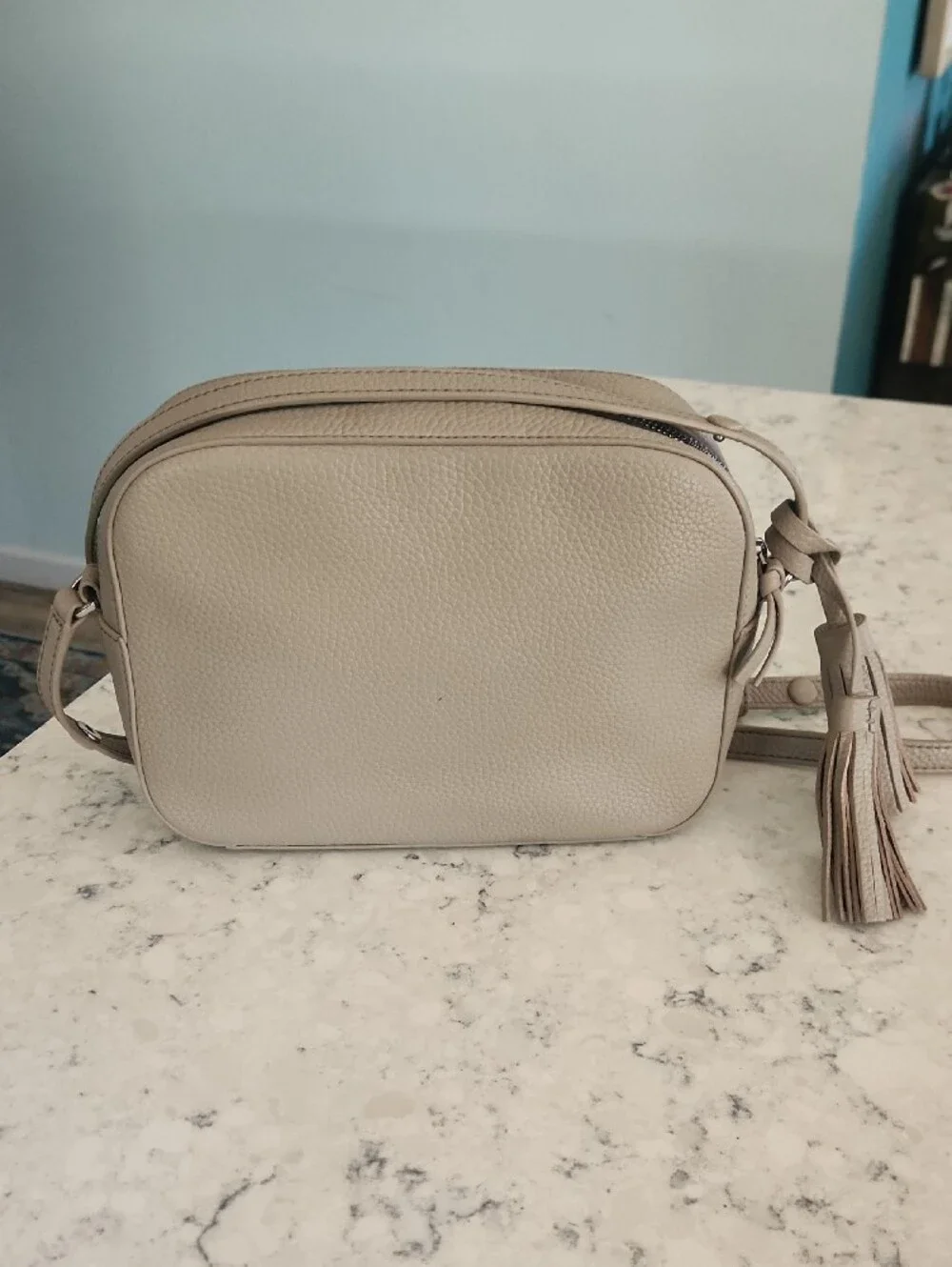 Tory Burch compact pebbled